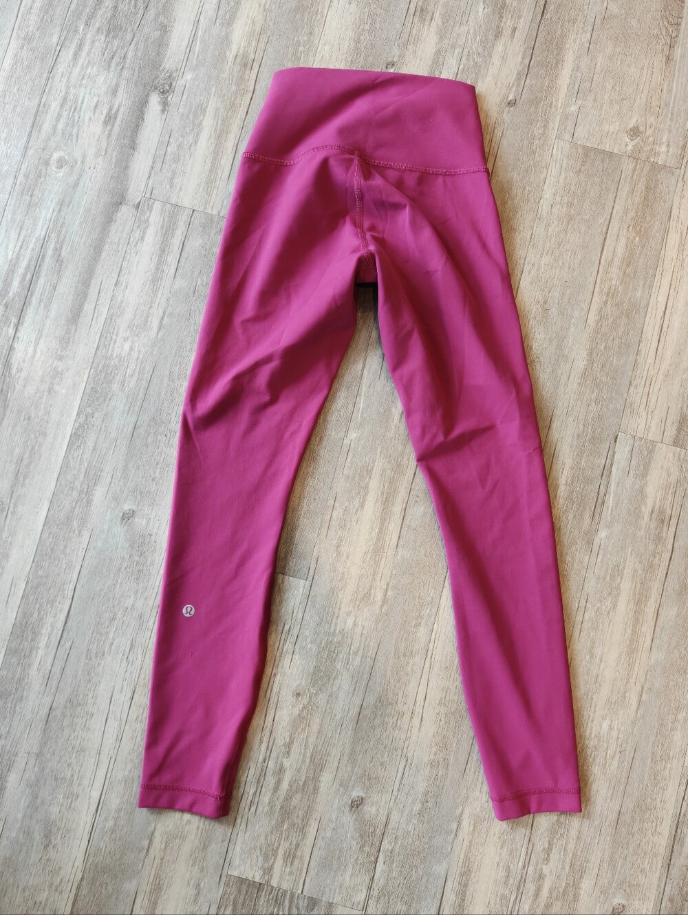 Lululemon Wunder Train High-Rise Tight 25" Magenta Purple Size 4 EUC